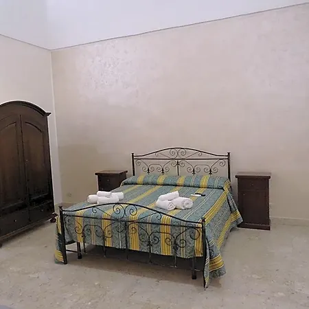 New Antico Palazzo פראביטה