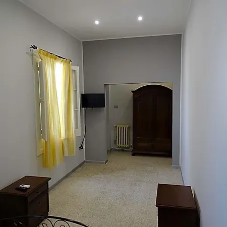 New Antico Palazzo Alojamento de Acomodação e Pequeno-almoço Parabita