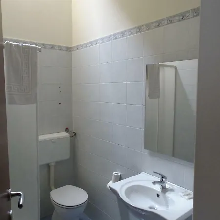 New Antico Palazzo 3* פראביטה